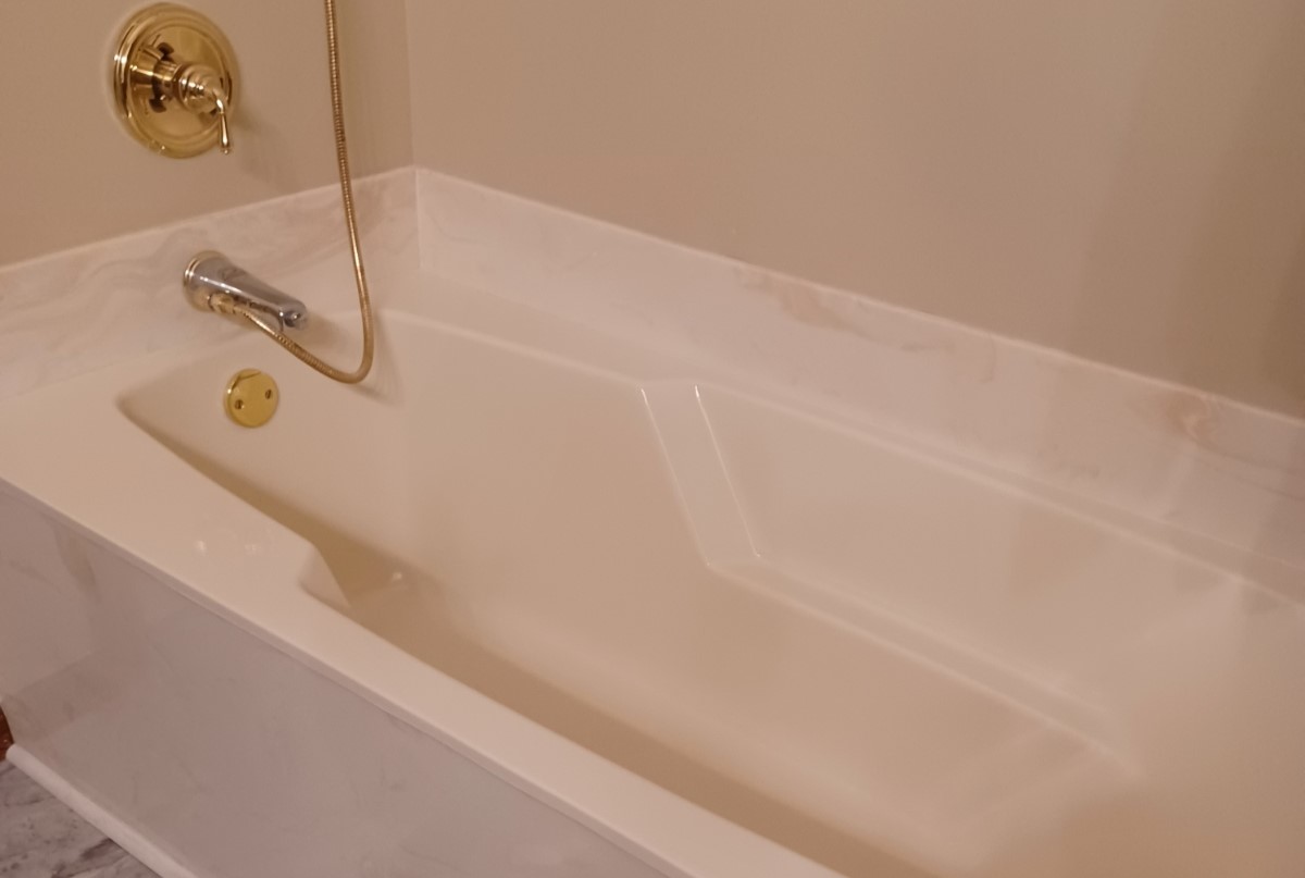 Should I Get My Bathtub Resurfaced or Replaced? FAQ St. Louis